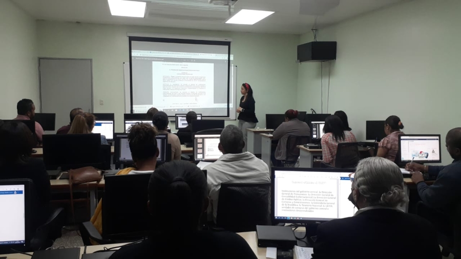 Técnicos de la Lotería Nacional se capacitan sobre el SIGEF